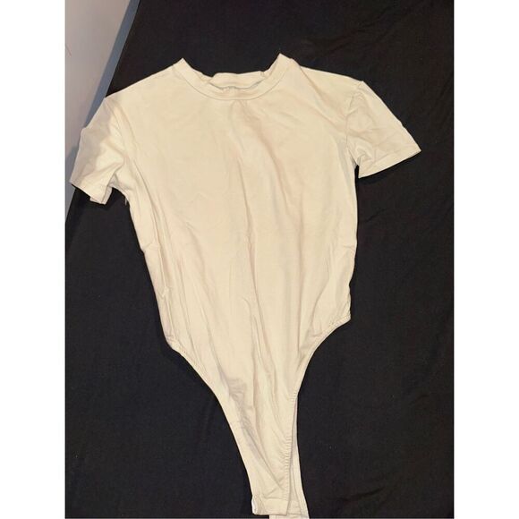 3 bodysuit bundle all fit a size XS / S - Picture 4 of 4